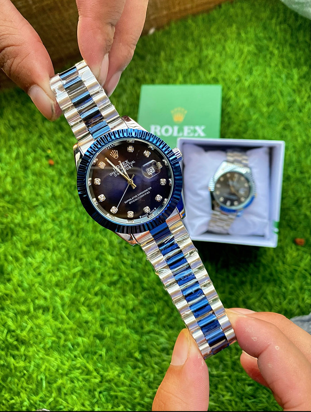 Premium Men’s Wristwatch with Date Display and Elegant Dial