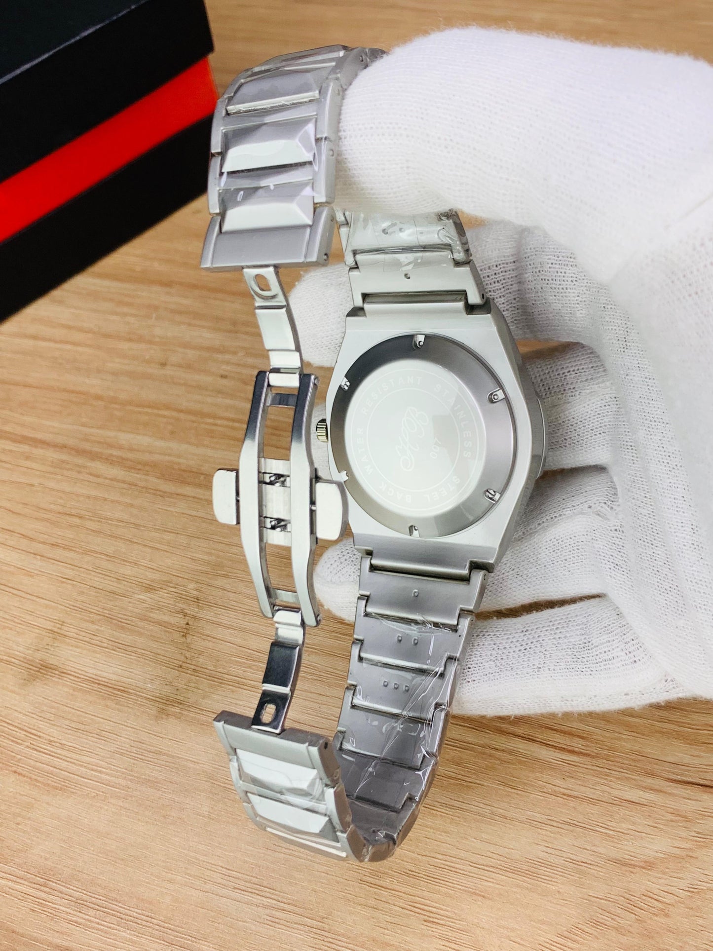 Modern Geometric Bezel Chronograph Watch with Stainless Steel Strap